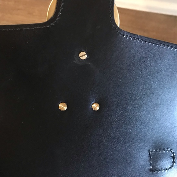 SOLD❌ Mario Valentino Agnes Leather Crossbody Bag - Picture 5 of 8